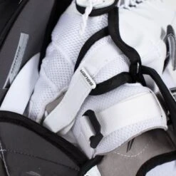 Bauer Vapor 2X Senior Goalie Catcher -Hockey Equipment Store bauer catchers bauer vapor 2x senior goalie catcher 30351737126978