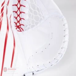 Bauer Vapor HyperLite Senior Goalie Catcher 22 Bauer Vapor HyperLite Senior Goalie Catcher -Hockey Equipment Store bauer catchers bauer vapor hyperlite senior goalie catcher 27972554915906