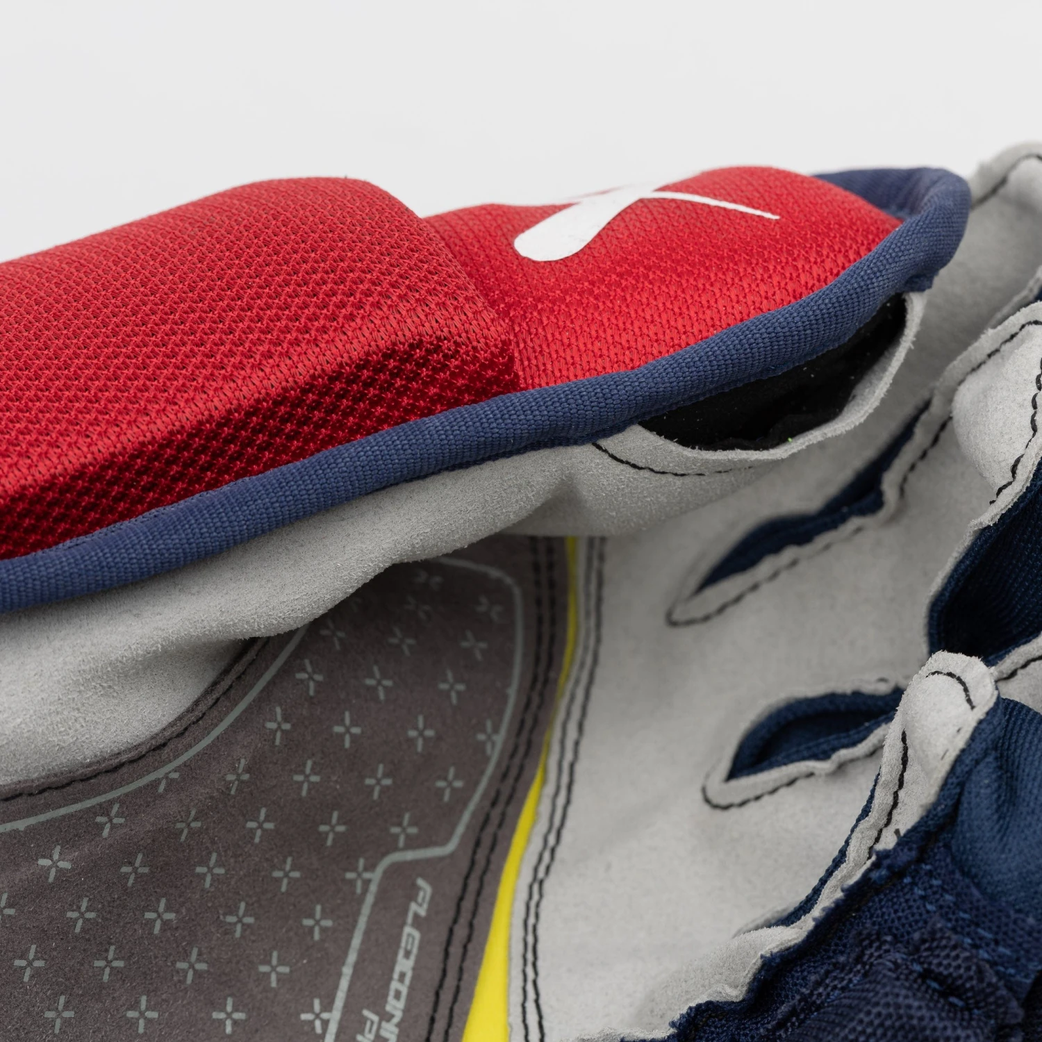 Bauer Supreme M3 Senior Hockey Gloves 11 Bauer Supreme M3 Senior Hockey Gloves - Image 11