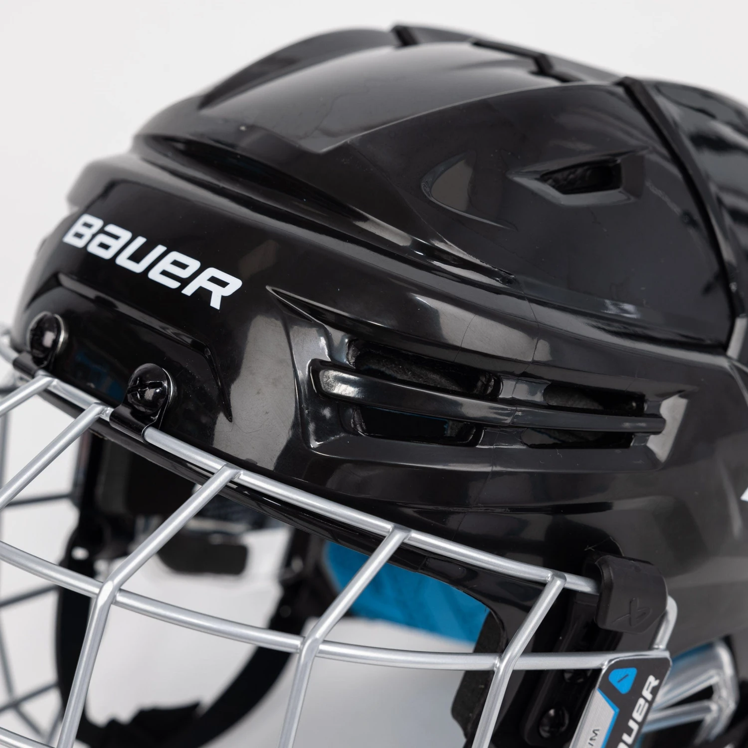Bauer Re-AKT 65 Hockey Helmet / Cage Combo 4 Bauer Re-AKT 65 Hockey Helmet / Cage Combo - Image 4