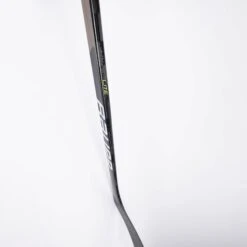 Bauer Vapor HyperLite Junior Hockey Stick - 50 Flex -Hockey Equipment Store bauer hockey sticks bauer vapor hyperlite junior hockey stick 50 flex 28796991340610