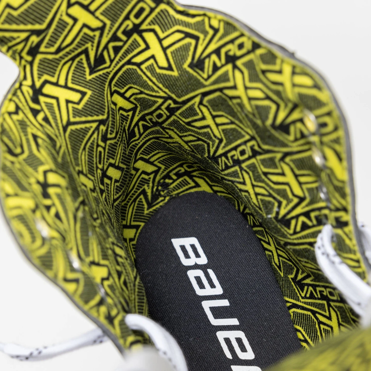 Bauer Vapor X3.5 Junior Roller Hockey Skates 16 Bauer Vapor X3.5 Junior Roller Hockey Skates - Image 16