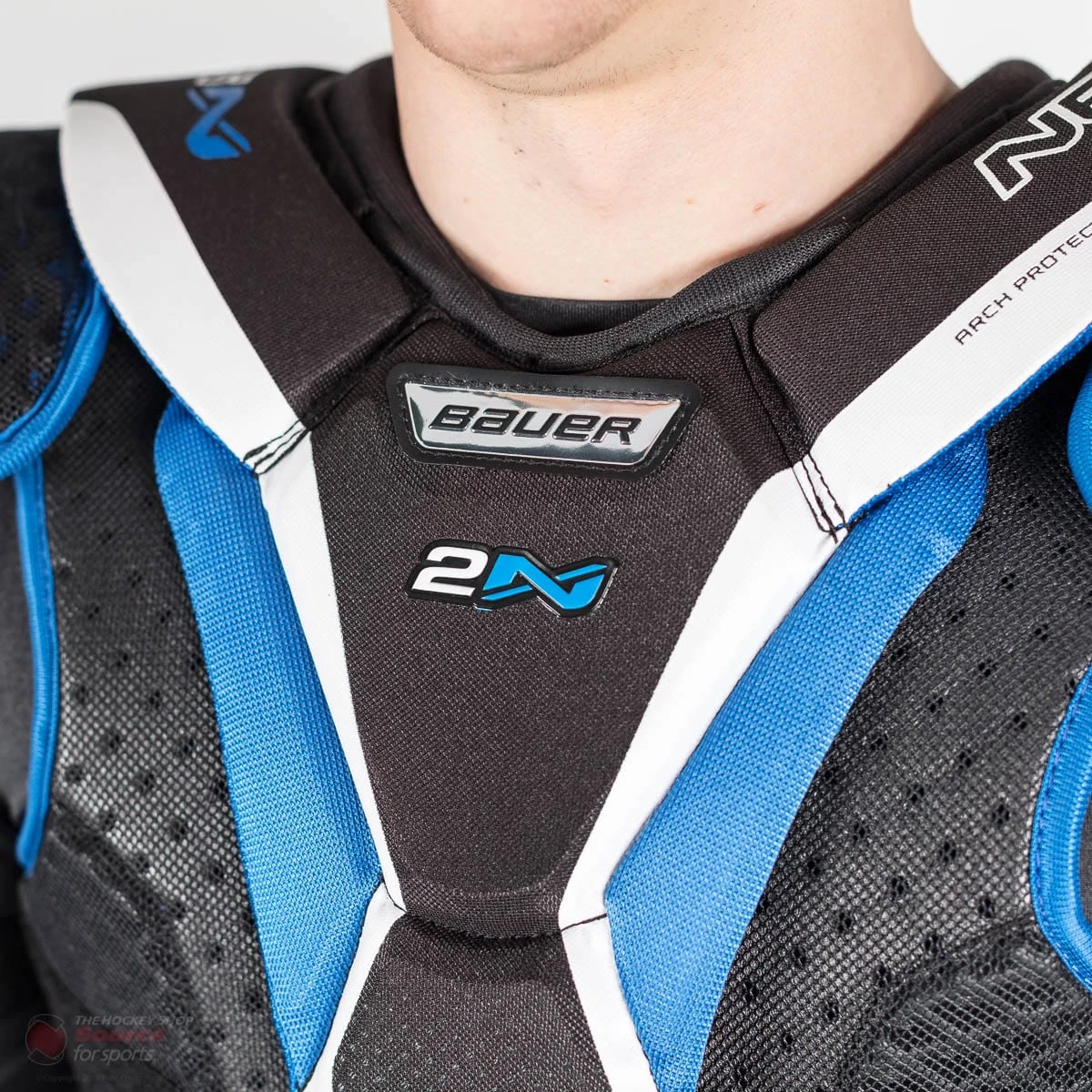 Bauer Nexus 2N Senior Hockey Shoulder Pads 4 Bauer Nexus 2N Senior Hockey Shoulder Pads - Image 4
