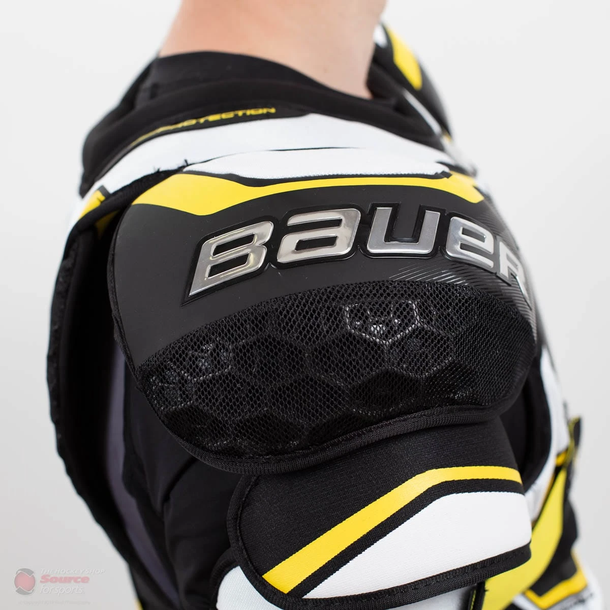 Bauer Supreme 2S Pro Senior Hockey Shoulder Pads 6 Bauer Supreme 2S Pro Senior Hockey Shoulder Pads - Image 6