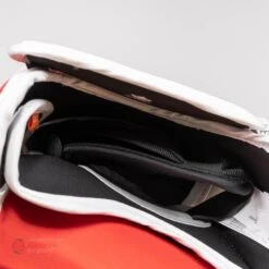 CCM Extreme Flex 5 Senior Goalie Catcher - 600 Break Angle 26 CCM Extreme Flex 5 Senior Goalie Catcher - 600 Break Angle -Hockey Equipment Store ccm catchers ccm extreme flex 5 senior goalie catcher 600 break angle 27972556226626