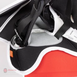 CCM Extreme Flex 5 Senior Goalie Catcher - 600 Break Angle 28 CCM Extreme Flex 5 Senior Goalie Catcher - 600 Break Angle -Hockey Equipment Store ccm catchers ccm extreme flex 5 senior goalie catcher 600 break angle 27972556488770