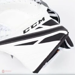CCM Extreme Flex E4.9 Intermediate Goalie Catcher - Source Exclusive 21 CCM Extreme Flex E4.9 Intermediate Goalie Catcher - Source Exclusive -Hockey Equipment Store ccm catchers ccm extreme flex e4 9 intermediate goalie catcher source exclusive 5323902353474