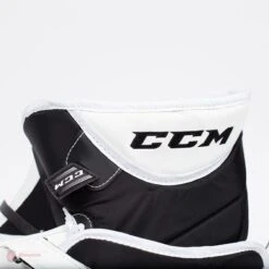 CCM Extreme Flex E4.9 Senior Goalie Catcher - Source Exclusive -Hockey Equipment Store ccm catchers ccm extreme flex e4 9 senior goalie catcher source exclusive 5323924996162