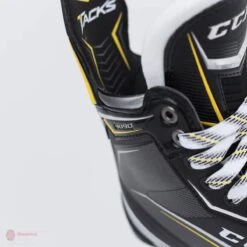 CCM Tacks 9090 Senior Hockey Skates -Hockey Equipment Store ccm hockey skates ccm tacks 9090 senior hockey skates 4566114861122