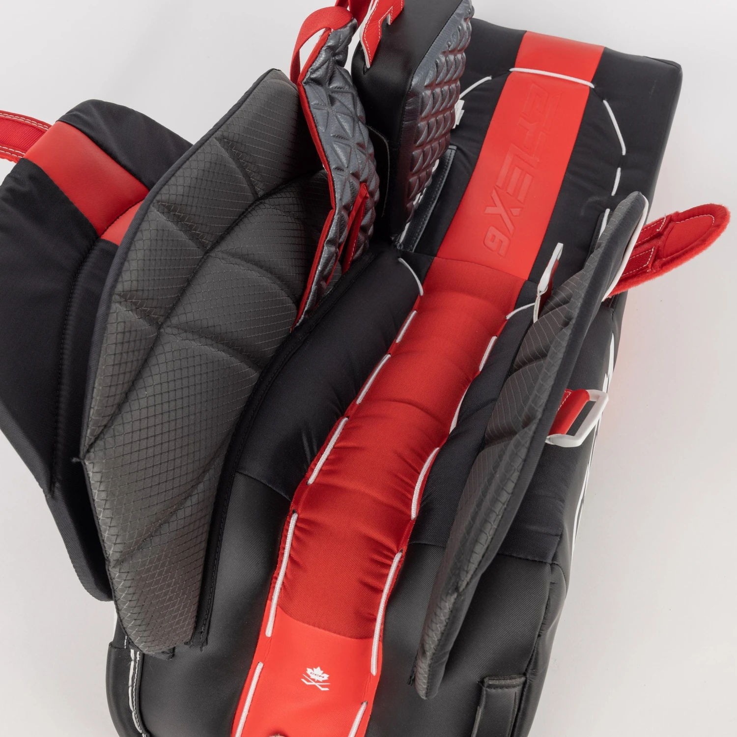 CCM Extreme Flex 6 Senior Goalie Leg Pads 8 CCM Extreme Flex 6 Senior Goalie Leg Pads - Image 8