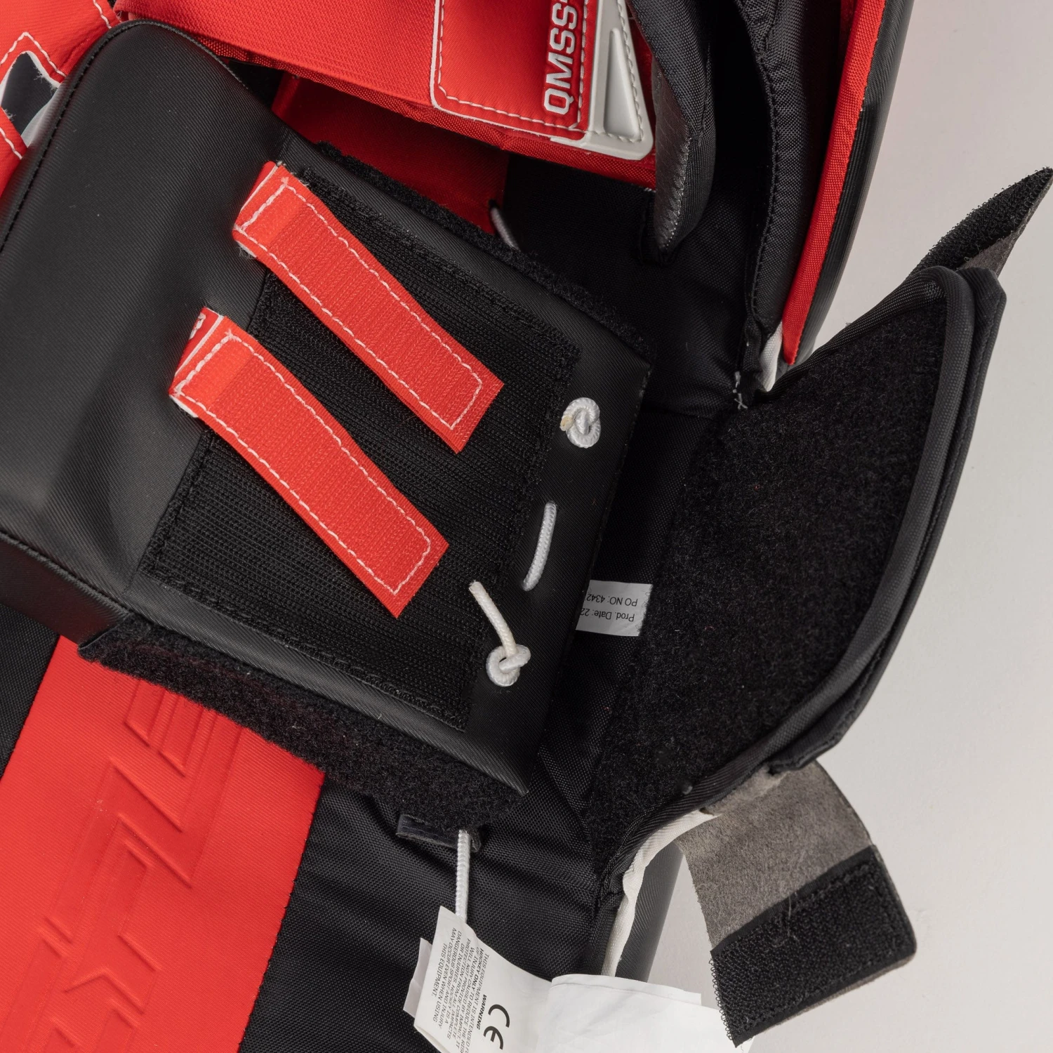 CCM Extreme Flex 6 Senior Goalie Leg Pads 10 CCM Extreme Flex 6 Senior Goalie Leg Pads - Image 10