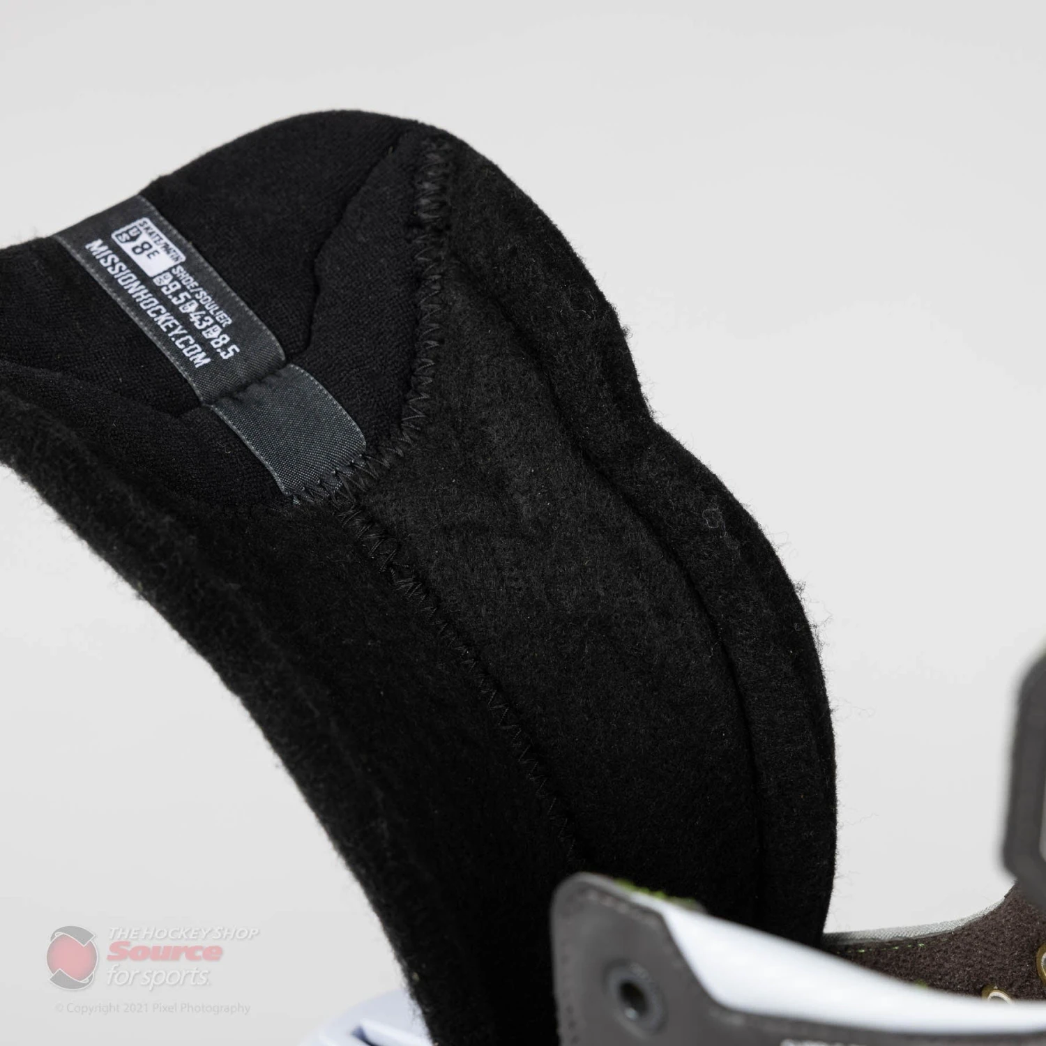 Mission Inhaler WM02 Senior Roller Hockey Skates 19 Mission Inhaler WM02 Senior Roller Hockey Skates - Image 19