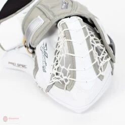 Vaughn Velocity Pro V Elite 2 Pro Carbon Senior Goalie Catcher 18 Vaughn Velocity Pro V Elite 2 Pro Carbon Senior Goalie Catcher -Hockey Equipment Store vaughn catchers vaughn velocity pro v elite 2 pro carbon senior goalie catcher 5670450757698
