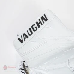 Vaughn Velocity V9 XP Pro Senior Goalie Catcher -Hockey Equipment Store vaughn catchers vaughn velocity v9 xp pro senior goalie catcher 14508921585730