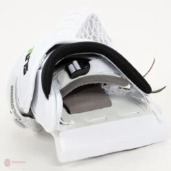 Vaughn Ventus SLR2-ST Pro Senior Goalie Catcher -Hockey Equipment Store vaughn catchers vaughn ventus slr2 st pro senior goalie catcher 5670465470530