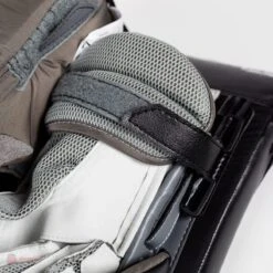 Warrior Ritual GT2 Pro Senior Goalie Blocker -Hockey Equipment Store warrior blockers warrior ritual gt2 pro senior goalie blocker 5024641843266